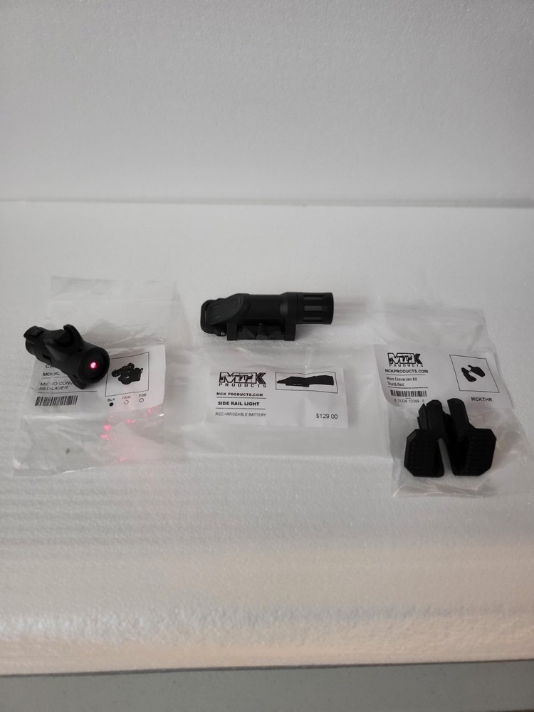 MCK FLASHLIGHT TARGET PACK SIDE MOUNT FLASHLIGHT+ LASER +THUMB REST