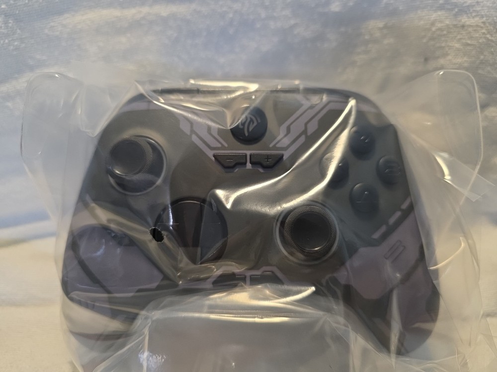 EasySMX X15 Wireless Controller with Hall Joystick