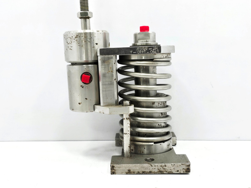 1760-1400 RETRACTABLE TOGGLE VALVE CROWN O MATIC