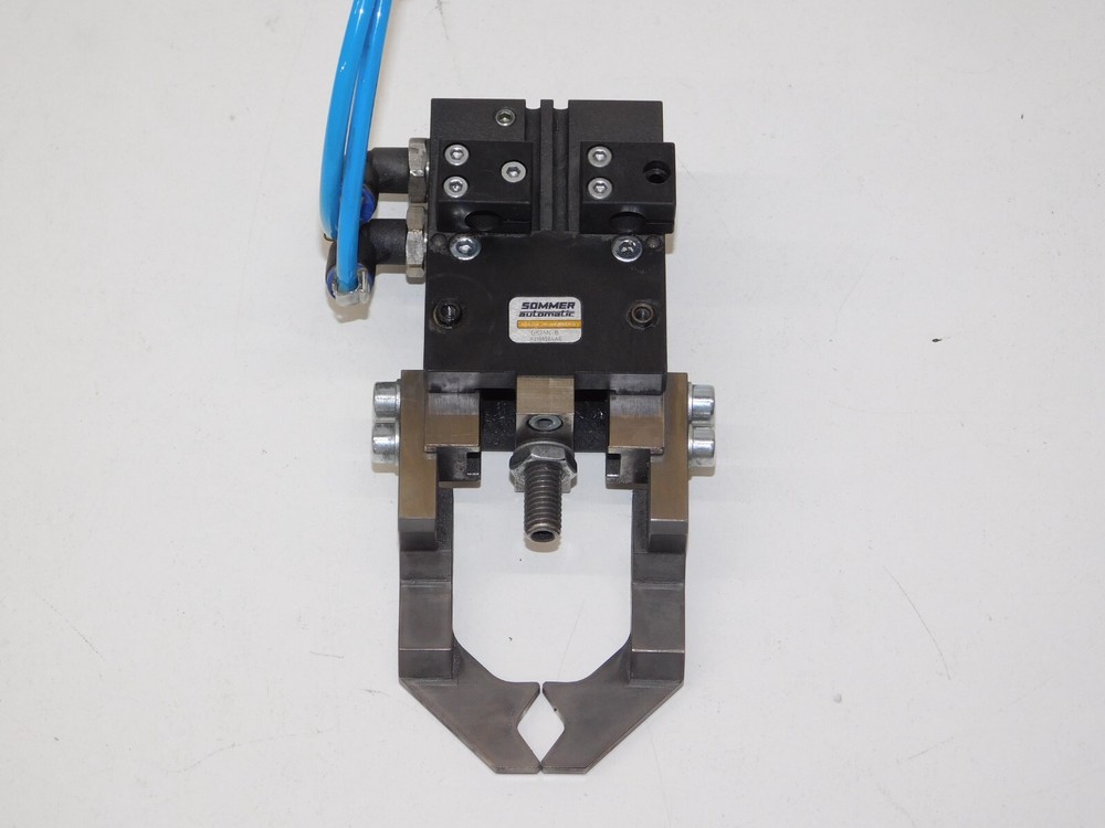 Sommer Automatic GK25N-B 2 Jaw Angular Parallel Gripper Module Zimmer Unit