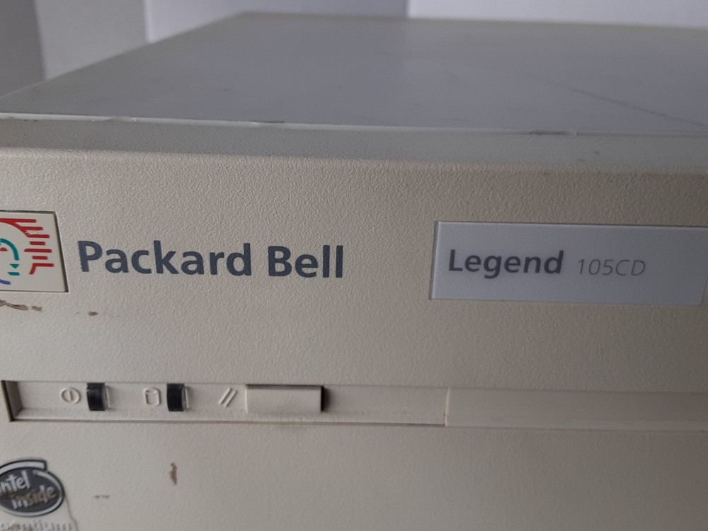 Vintage Packard Bell Legend 105CD Retro Desktop Computer PC - UNTESTED