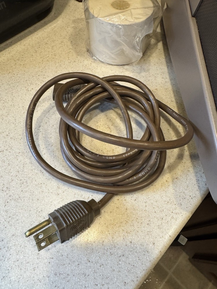 Vintage Victor Adding Machine 1950’s NEEDS INK RIBBON