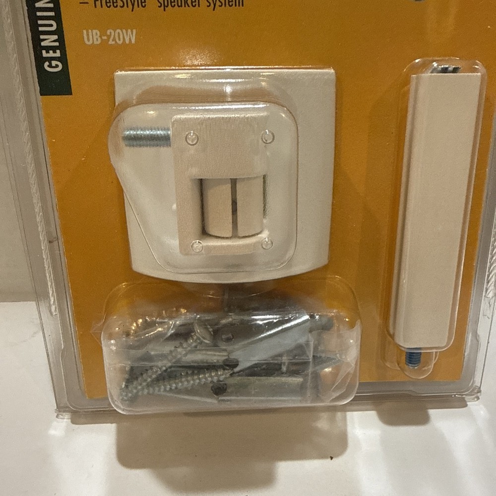 Bose Speaker Mount UB-20W Wall Ceiling Bracket White Cube Universal Bose Mount