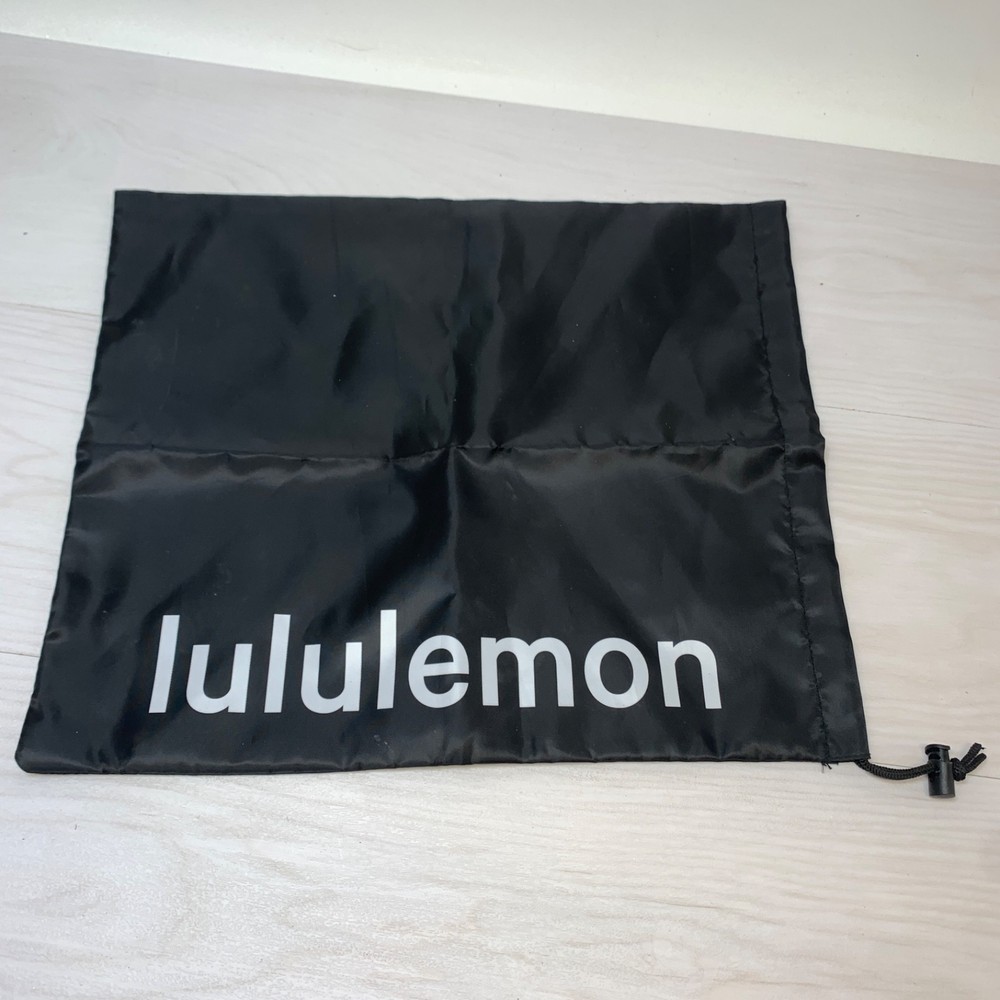 Lululemon Lightweight Gym Sack Drawstring Bag 13L Black Graphite
