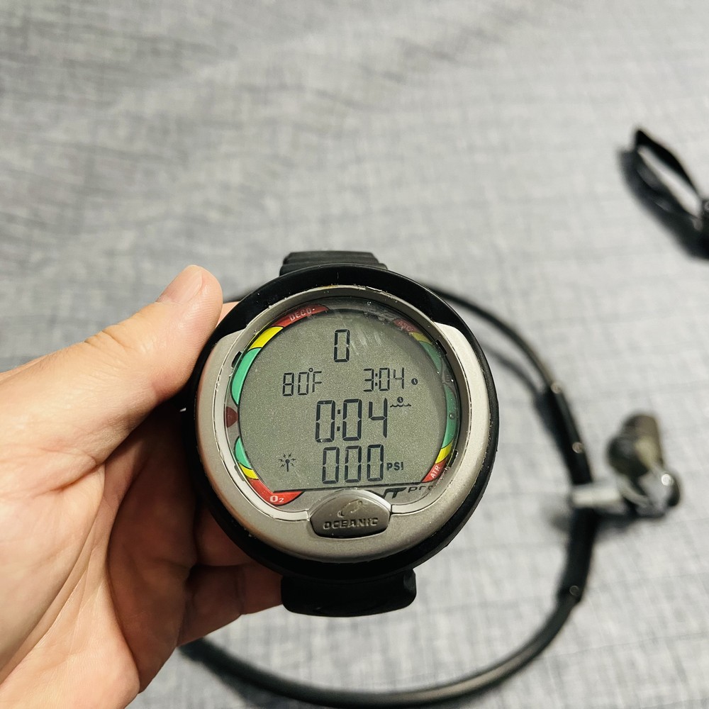 Atomic M1 Regulator Yoke NON-Sealed/Oceanic VT Pro Computer