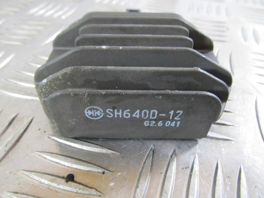 2006 GILERA RUNNER 125 RECTIFIER REGULATOR