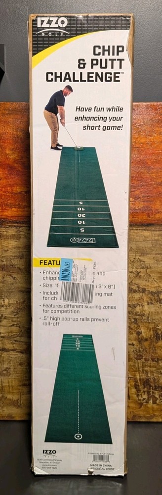 Izzo Golf Chip & Putt Challenge Golf Game - NEW