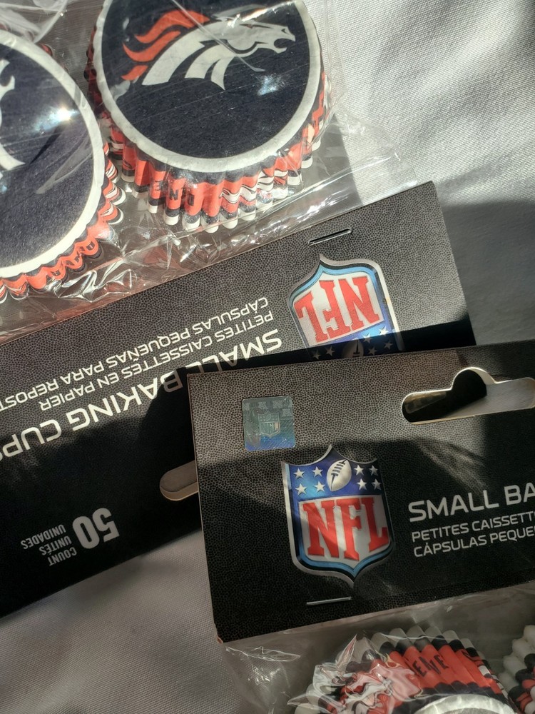 Denver Broncos small Baking Cups 50 Pack x2
