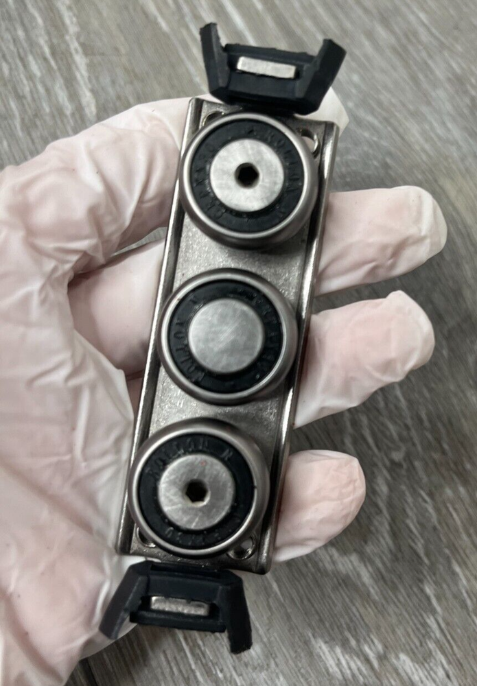 Rollon Compact Self-Aligning Linear Rail Guide System w/Sliders (Part# Unknown)