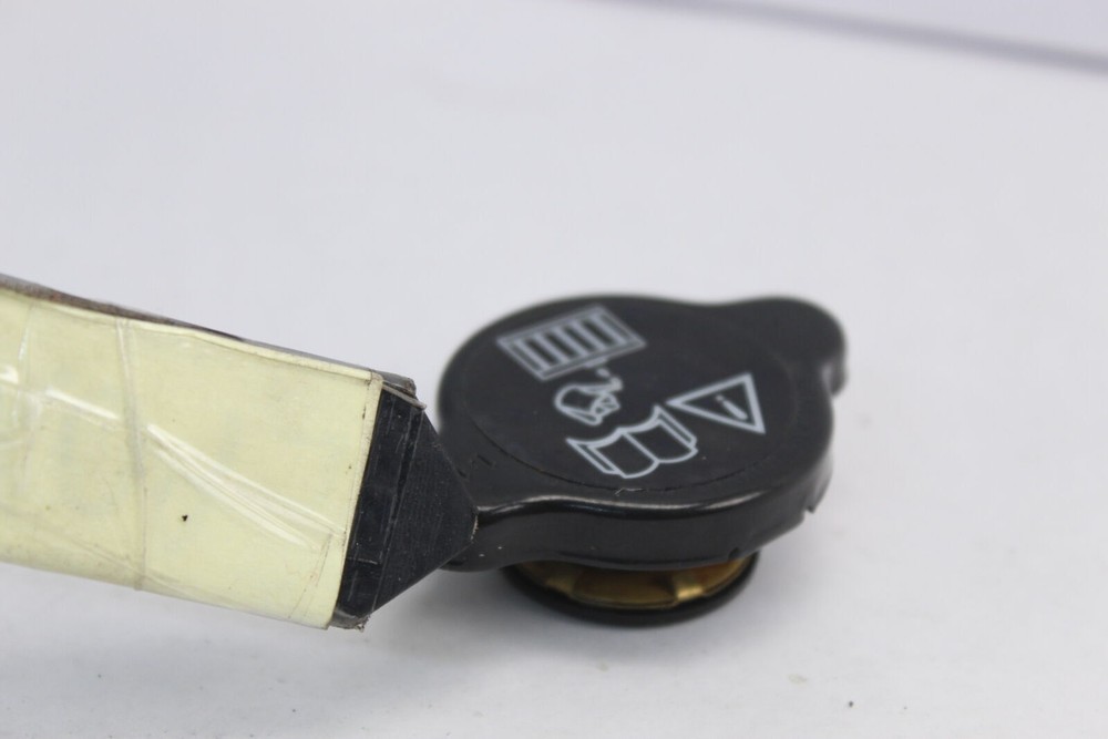 1998 Triumph Trident 900 Radiator Cap