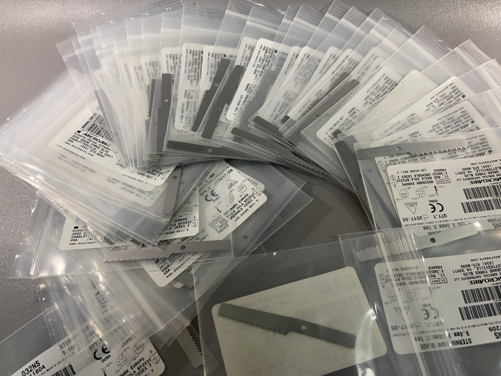 MICROAIRE (ref ZR-032NS ) Sternum Saw Blades Lot of 46