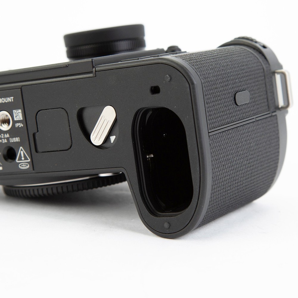 Leica SL3 Mirrorless Camera Body