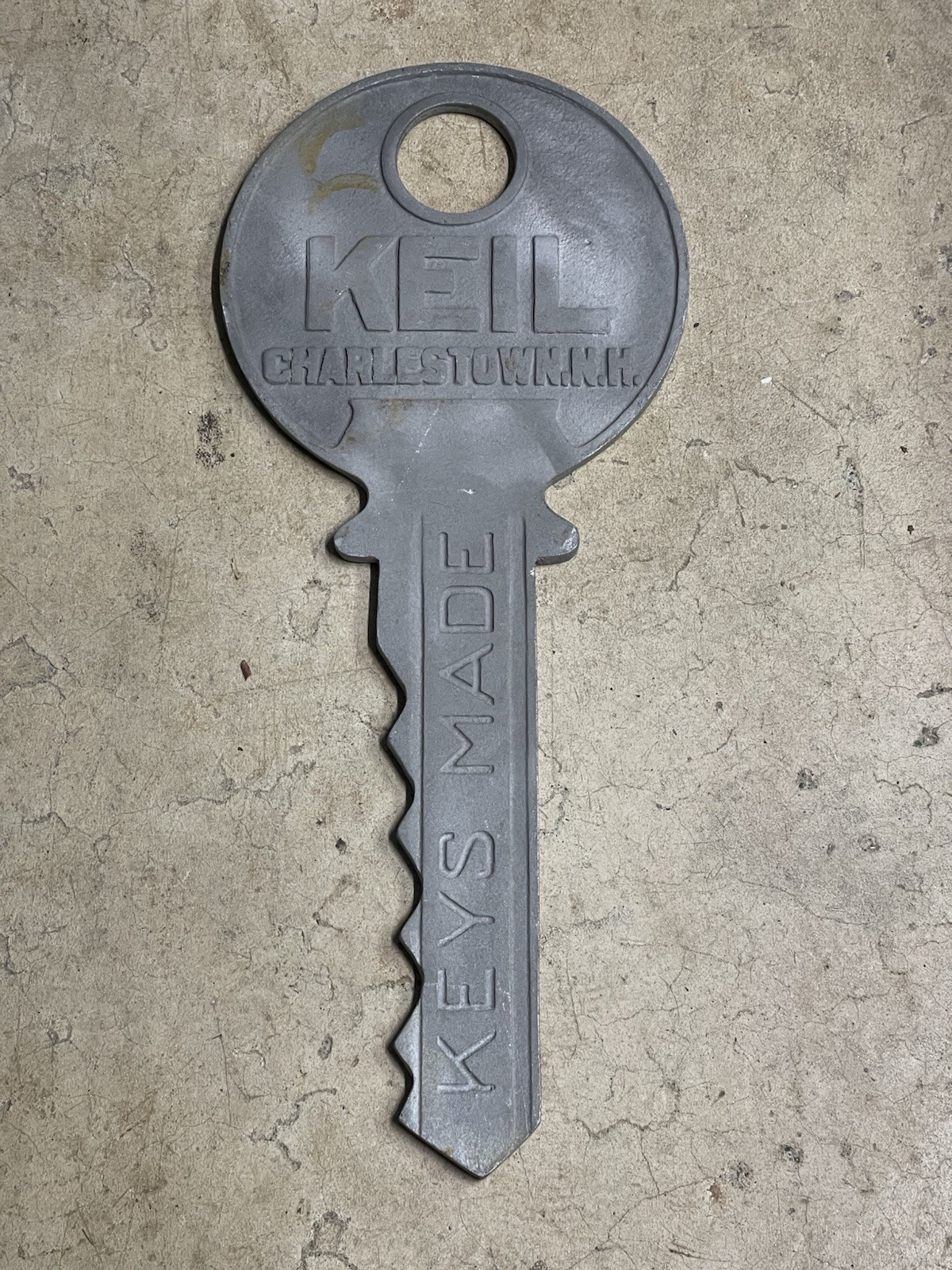 Vintage Cast Aluminum Harley Davidson/ KEIL Key Maker Die Cut Trade Sign 26”