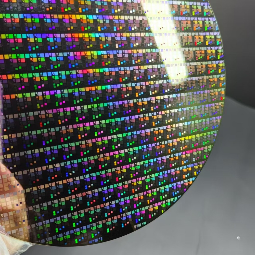Silicon Wafer 8'' Semiconductor Chip Integrated Circuit for Art, Science, etc.