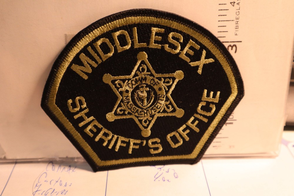 police patch  MIDDLESEX SHERIFFS OFFICE MASSACHUSETTS  SUBDUED