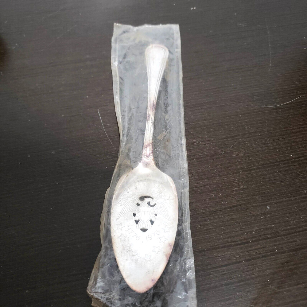 Vtg New Seal Oneida Cake/Pie Server Silver Plate