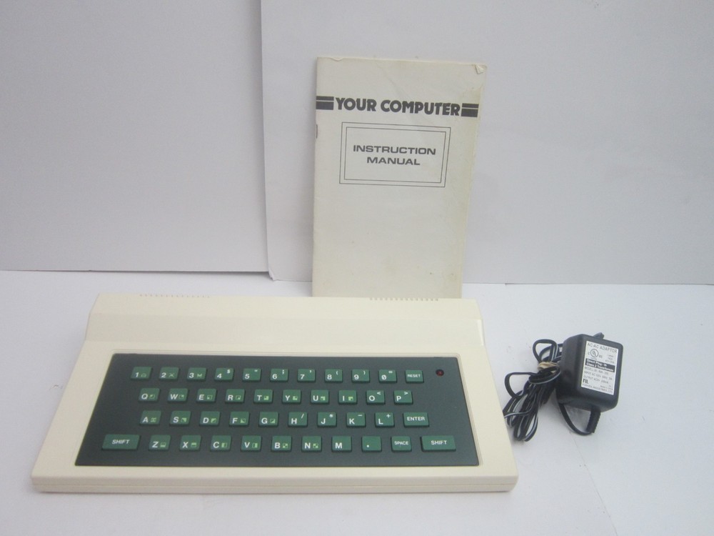 Sinclair & Lambada Clone PC 8300/IQ 8300 'YOUR COMPUTER' Clone with Manual Rare