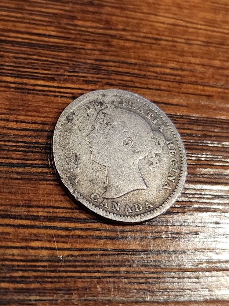 1900 Canada 10 Cents Silver Coin