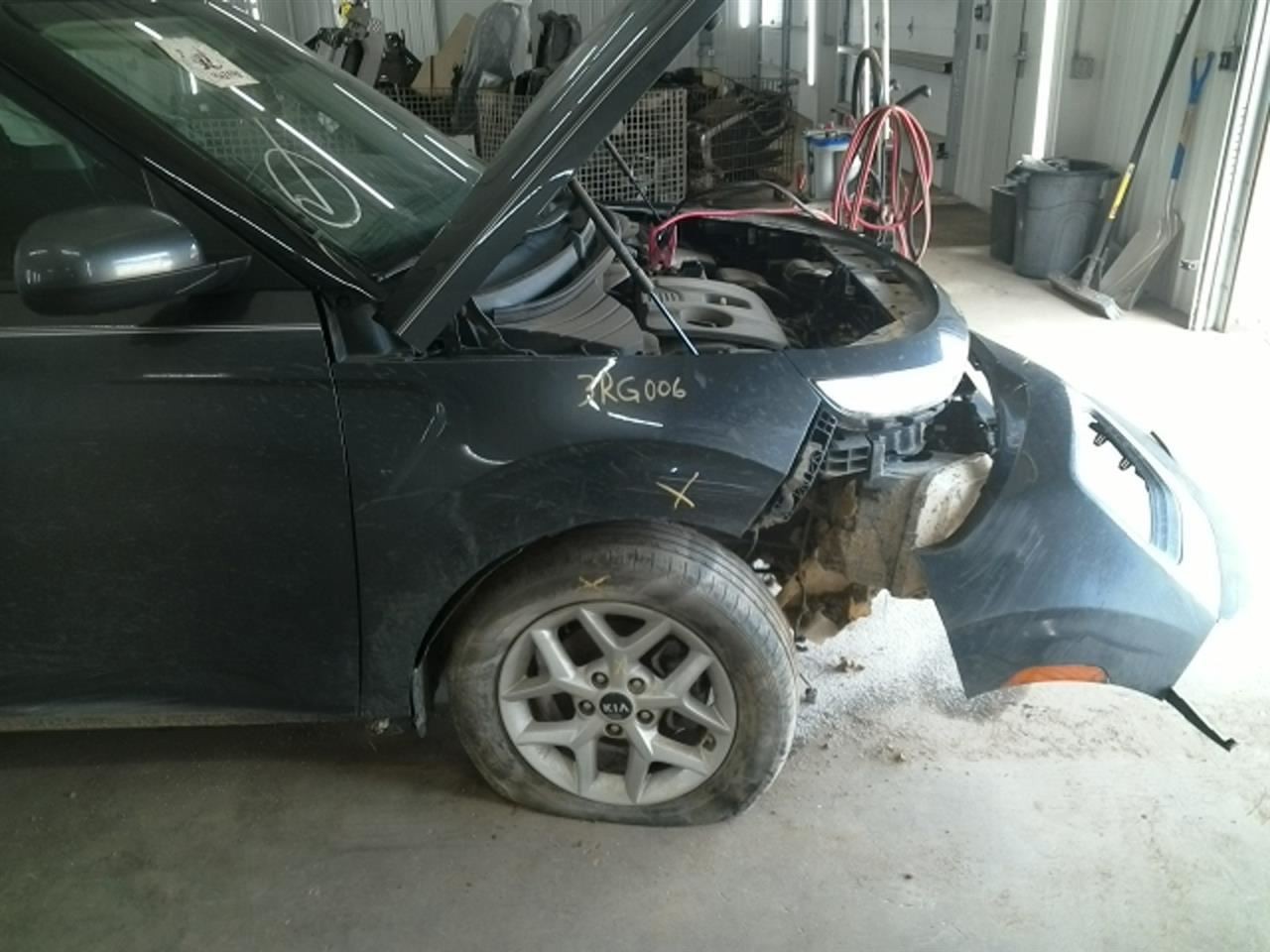 SOUL 2020 Fuse Box Cabin 104866525