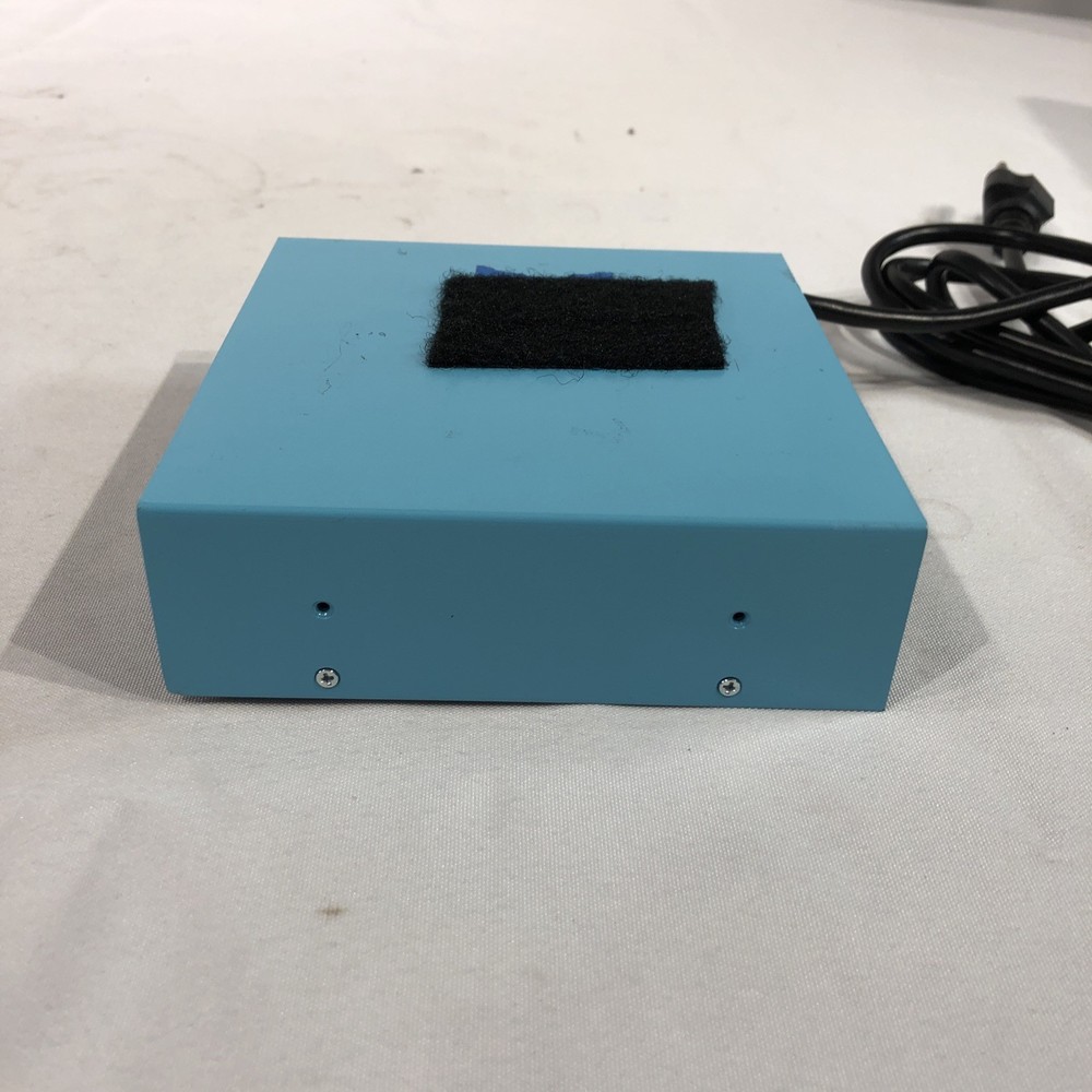 Henry Engineering MULTIPHONES II Multi-User Distributed Headphones System