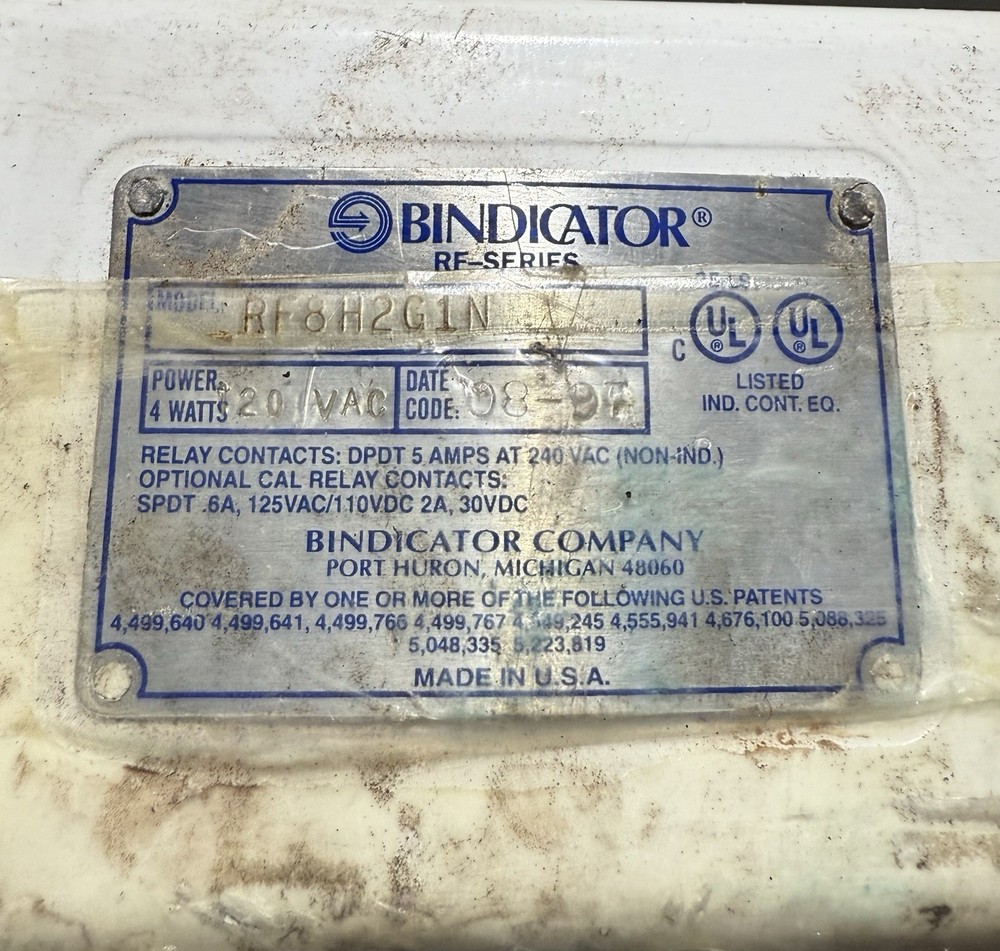 Bindicator RF8H2G1N RF Series Level Probe / Indicator Sensor 120 VAC 4 W *NOS*