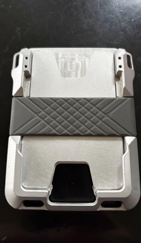 DANGO M1 MAVERICK RAIL WALLET | SATIN SILVER