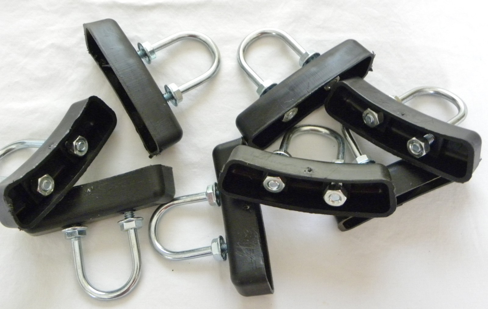 U-Bolt in a plastic base REPLACEMENT in Horse Feed Tubs by Horsemens Pride NEW!