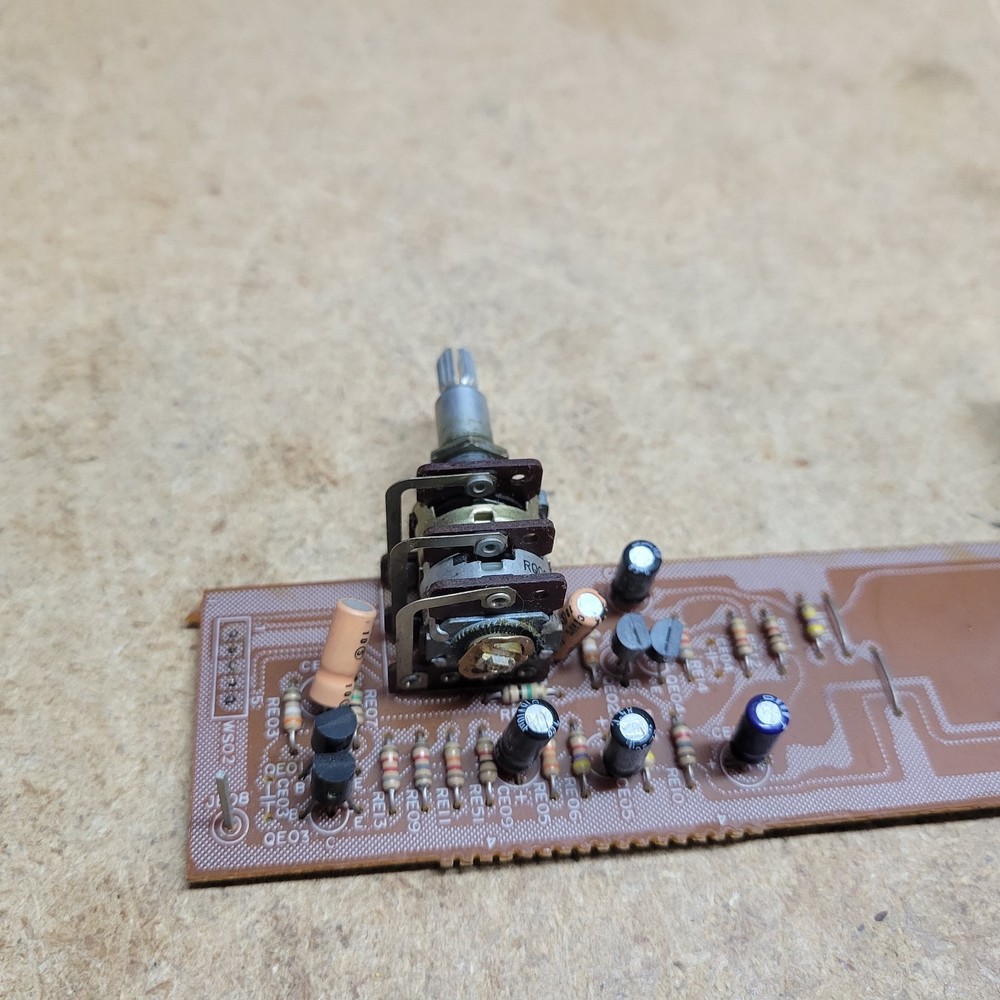 Marantz SR-2000 Tone Amp board.