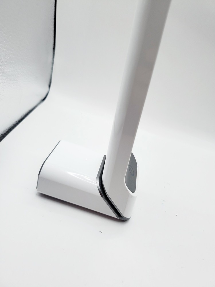 LED Task Desk Light white no power cord