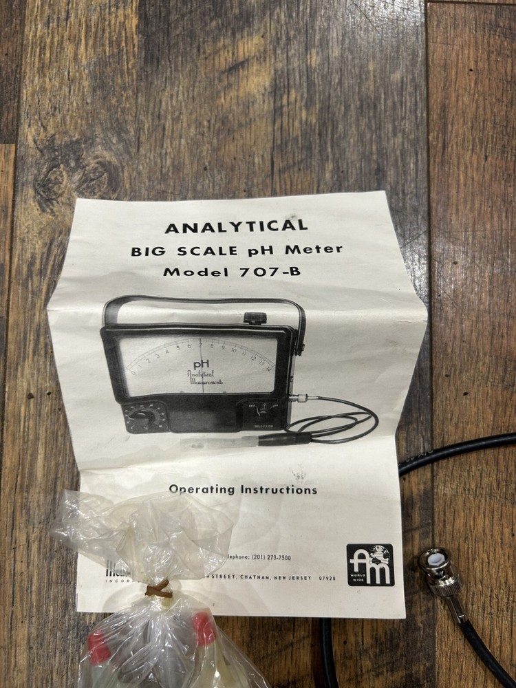 Analytical Measurements PH Model 707B with caring case