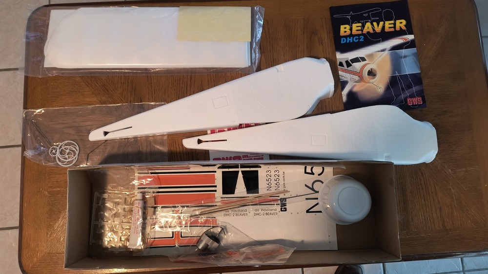 GWS Beaver DHC2 RC airplane kit
