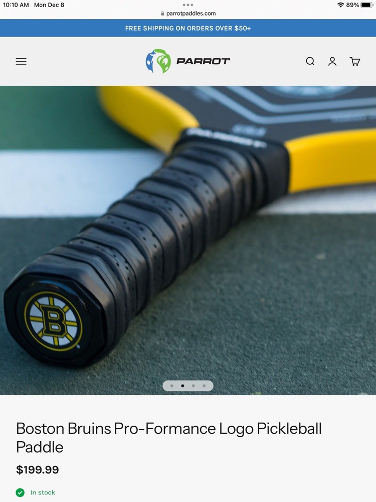 Bruins Pickleball Paddle Parrot ￼