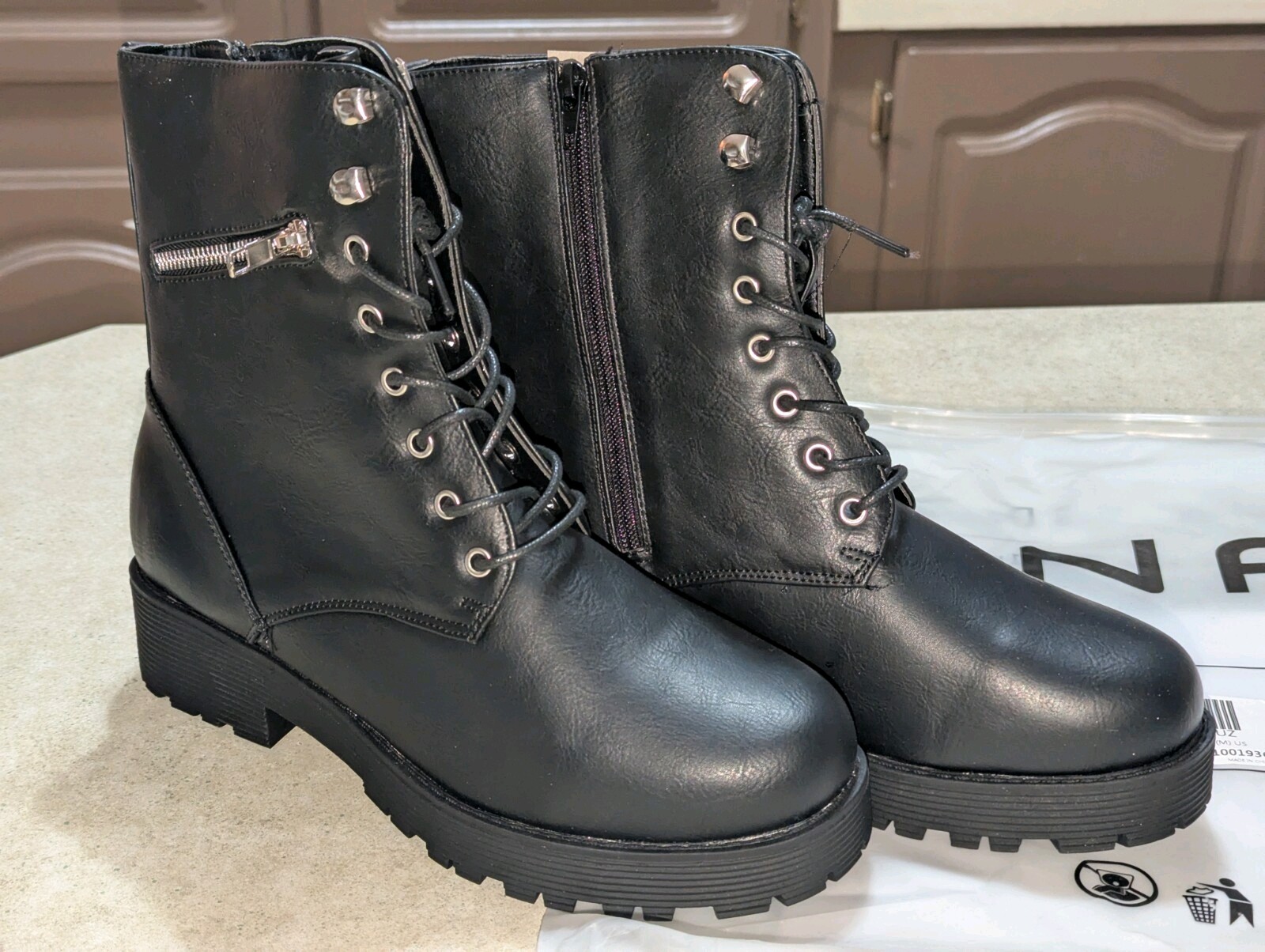 Cinak Women's Size 8 Black Combat Style Boots Zip Compartment