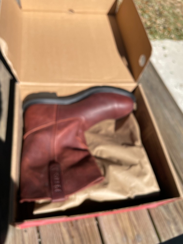NEW Redwing 4470. Size 12 D