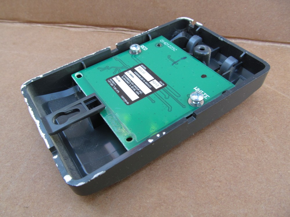 Liftmaster 882LM Wall Control Panel Light Switch