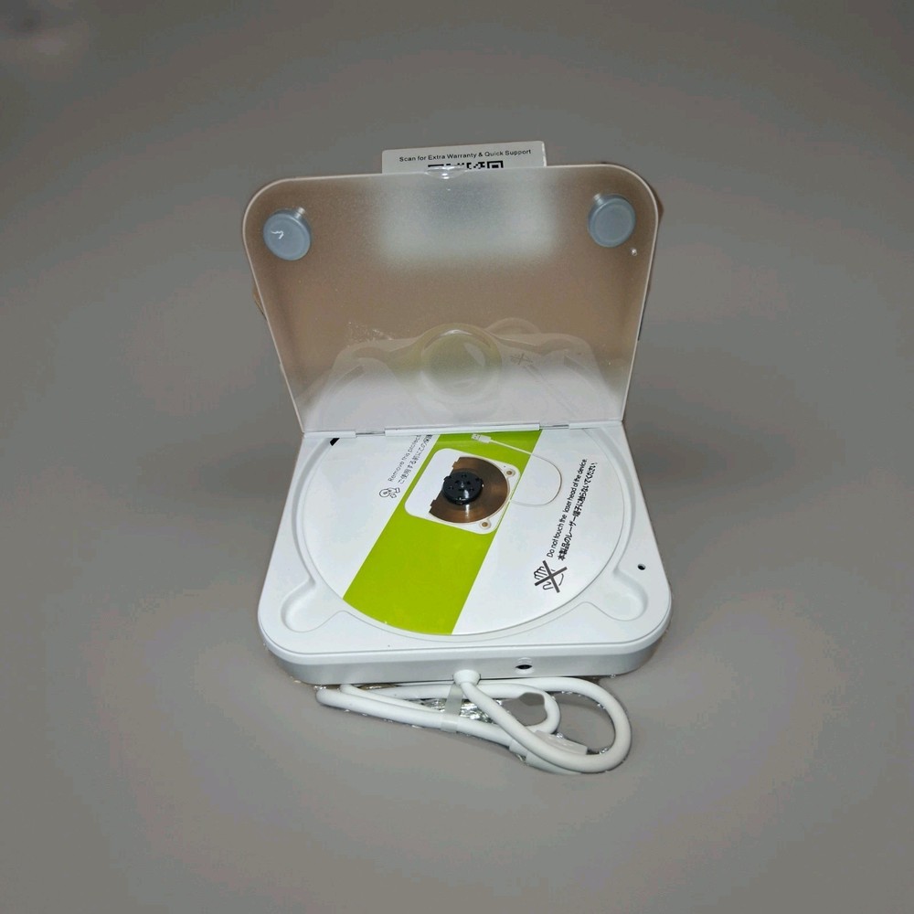 Portable CAR CD Player USB / AUX Connection Universal Compatibility Remote