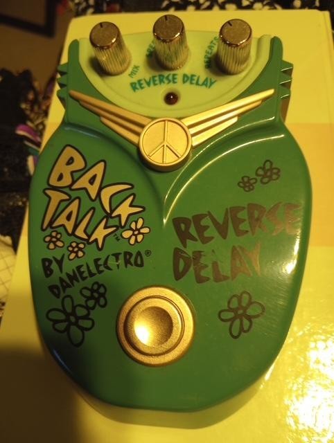 DANELECTRO-BACK TALK-REVERSE DELAY-VINTAGE PEDAL