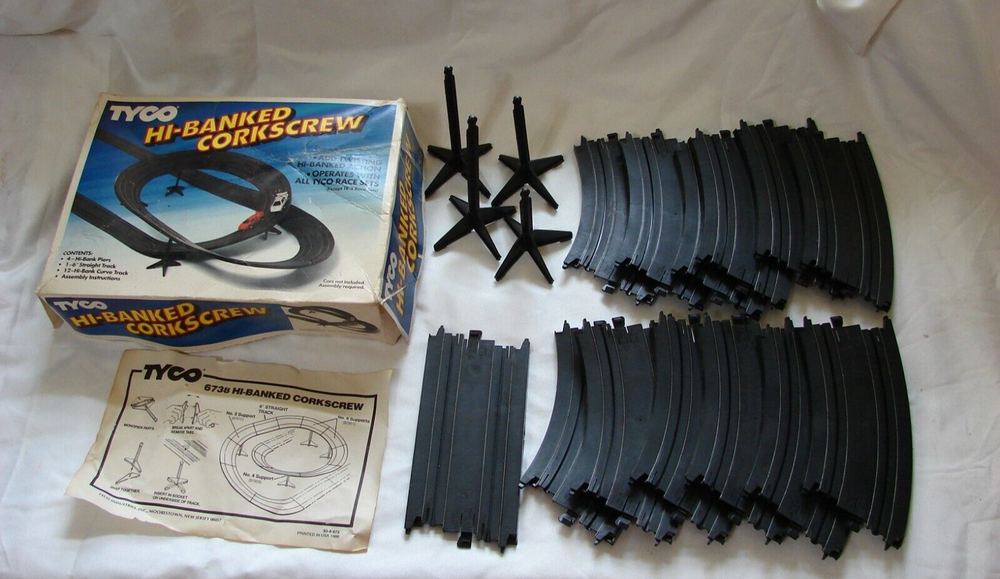 Tyco #6738 Hi-Banked Corkscrew