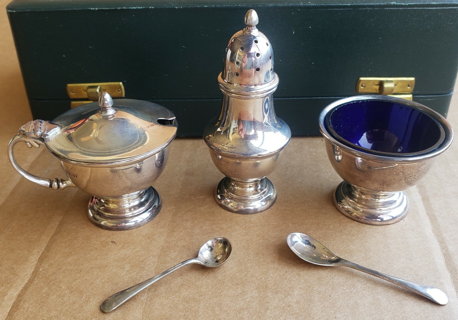 Antique Sterling Silver Elkington Complete Set in Original Case Shaker