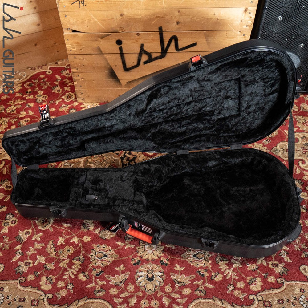 Gator GTSA-GTRDREAD Dreadnought Hardshell Case