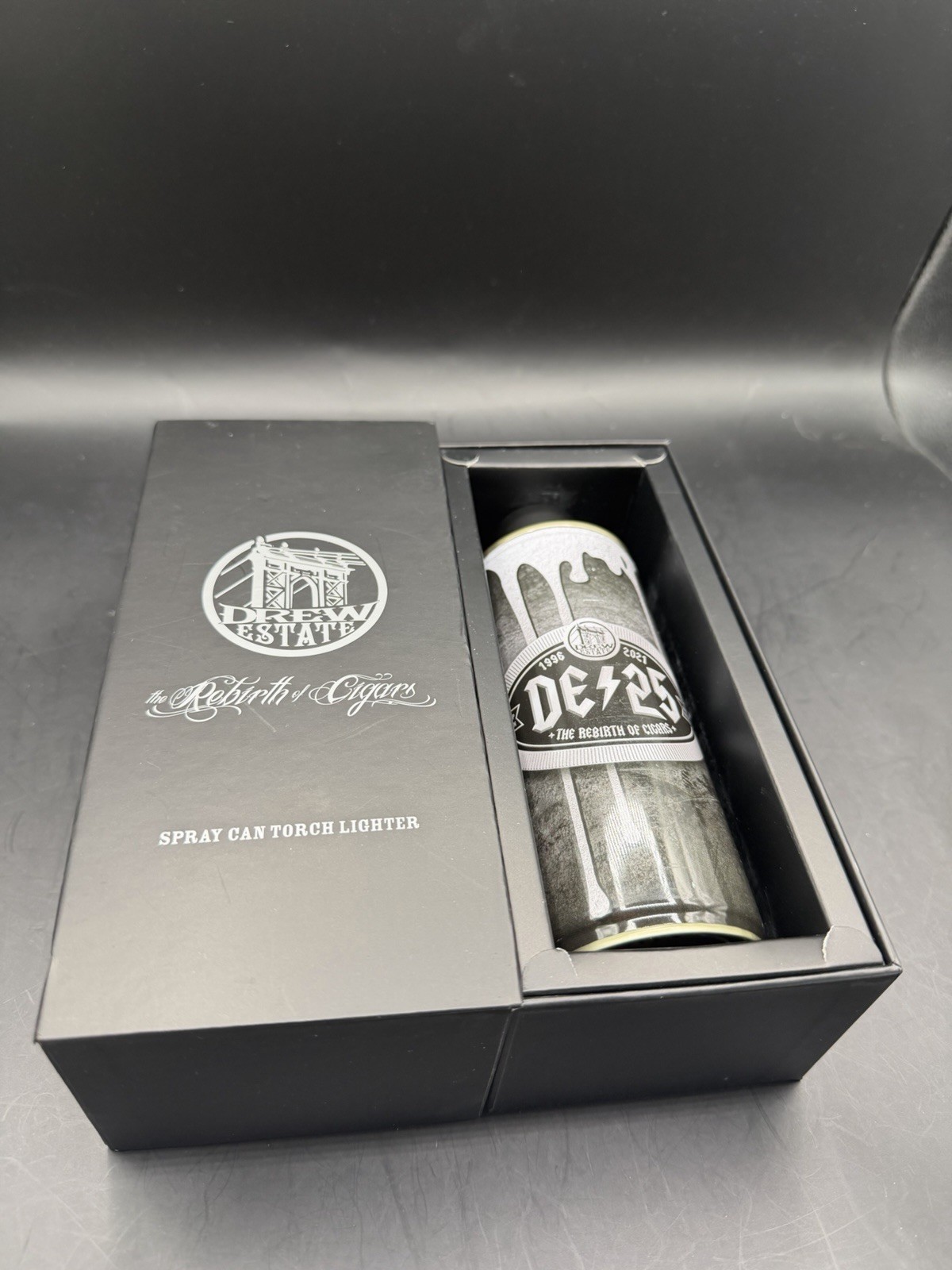 🔥 Drew Estate 25th anniversary Spray Can Lighter New With Display Box - RARE🔥