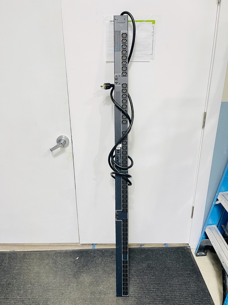 Server Technology STV-4301C Switched PDU - 5.0kW / USED