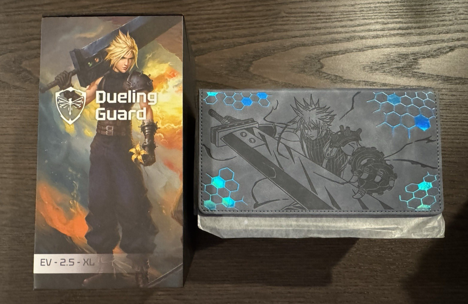 Cloud Dueling Guard SOLDIER First Class EV 2.5 XL Elite Series Box Final Fantasy