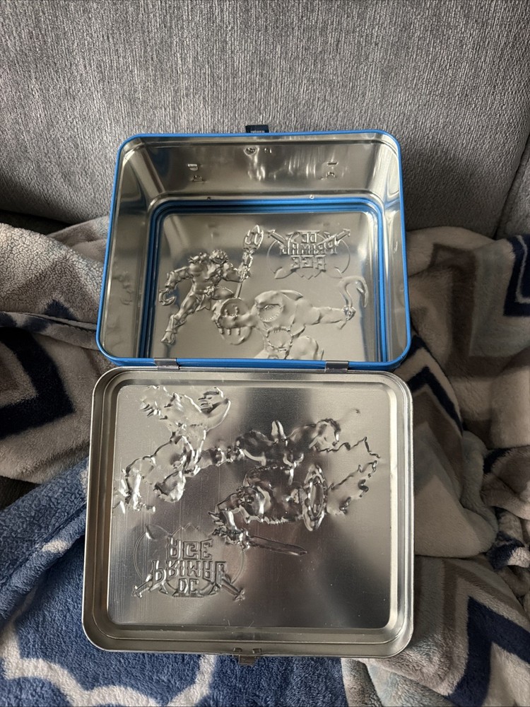 DC PRIMAL AGE LUNCHBOX!