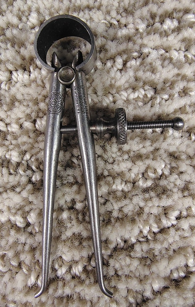 🗽MINI CONSOLIDATED TOOL WORKS 2-1/2" ID CALIPER