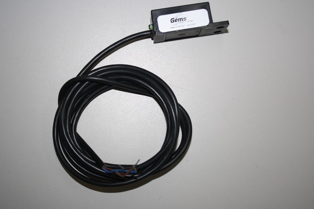 230079 cap-100 series non-contact, capacitive level sensor