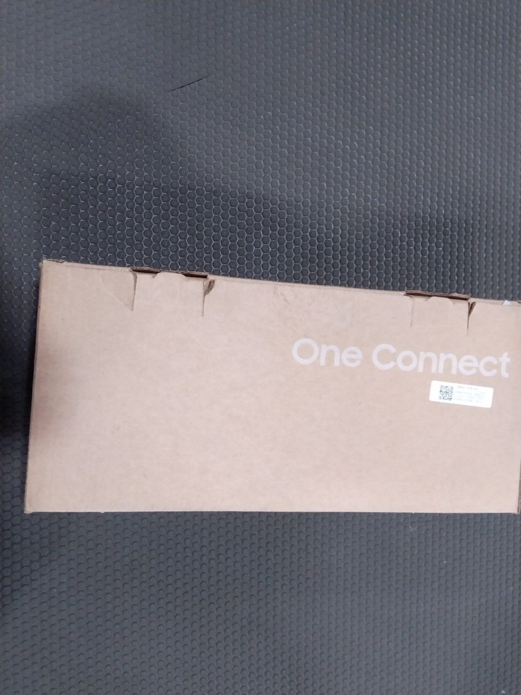 Samsung One Connect Box Model # BN96-56829A. With Cables.