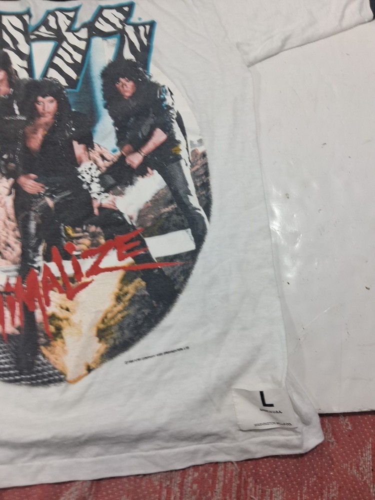 Vintage Kiss 1984 Animalize Tour Concert T Shirt Large TD29D