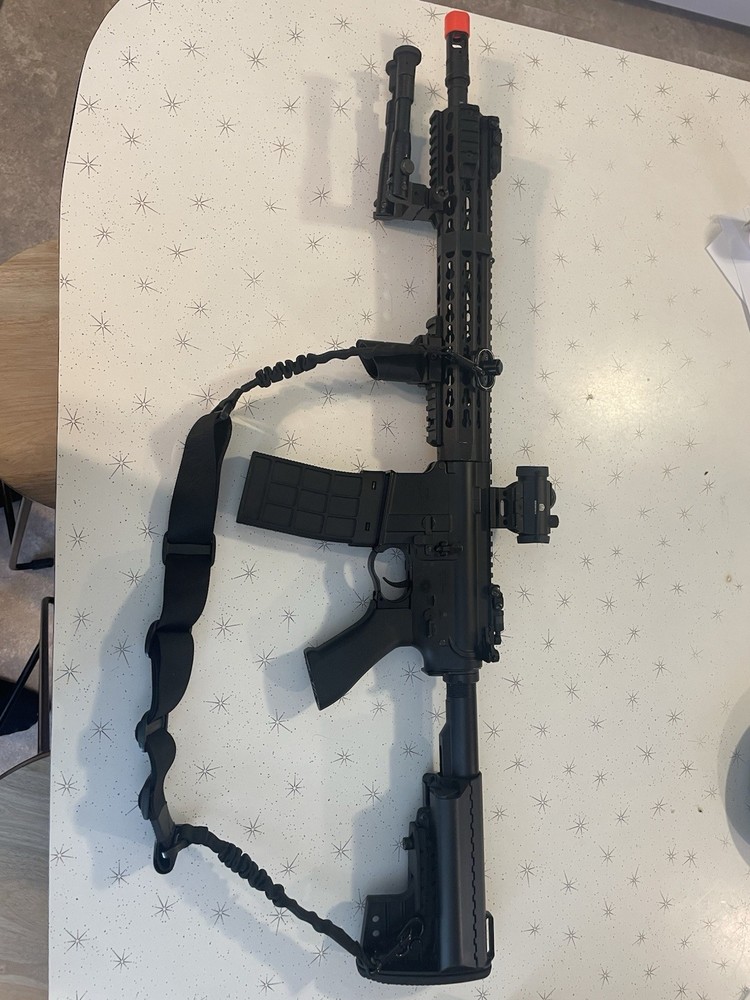 M4, with starter pack