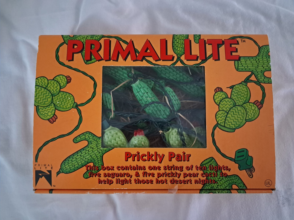 Vintage Primal Lite Prickly Pair String Light Set - 14' String, 10 Lights 1993